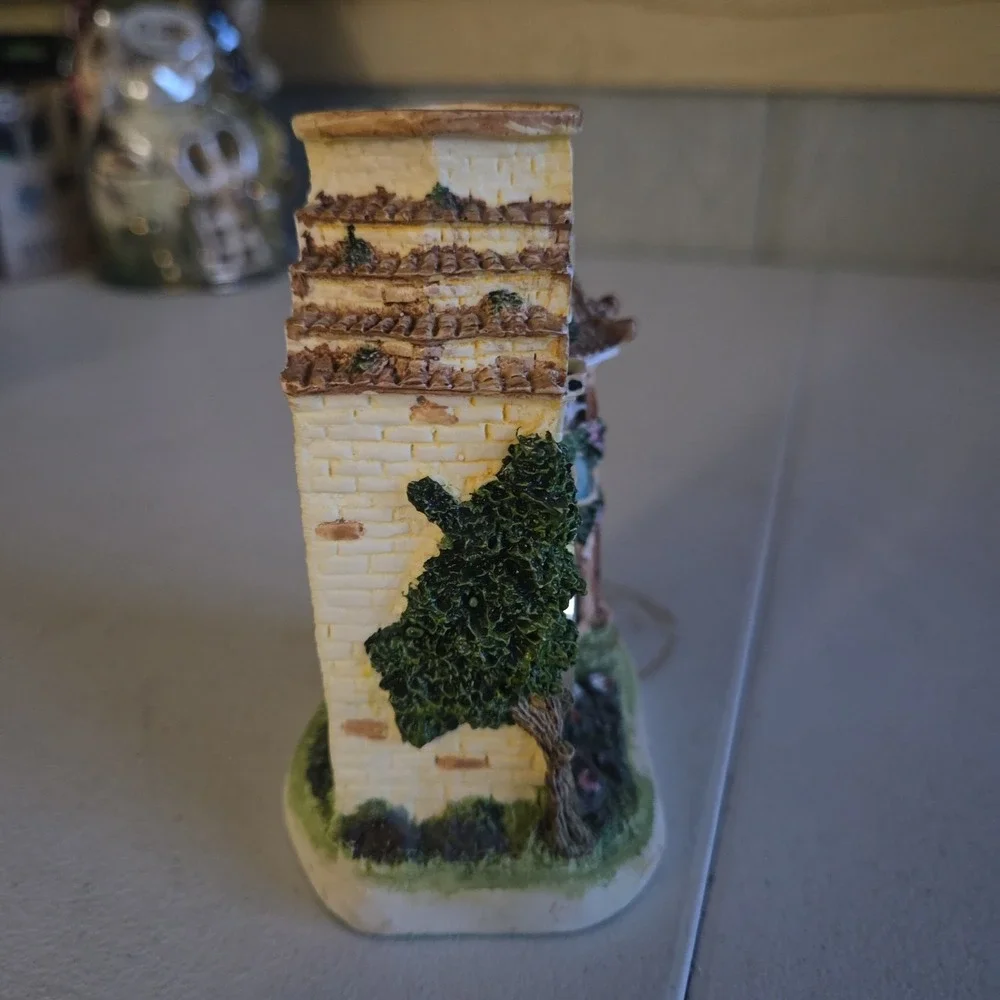 Miniature SALTON Small English Floral Cottage Tower Quartz Clock